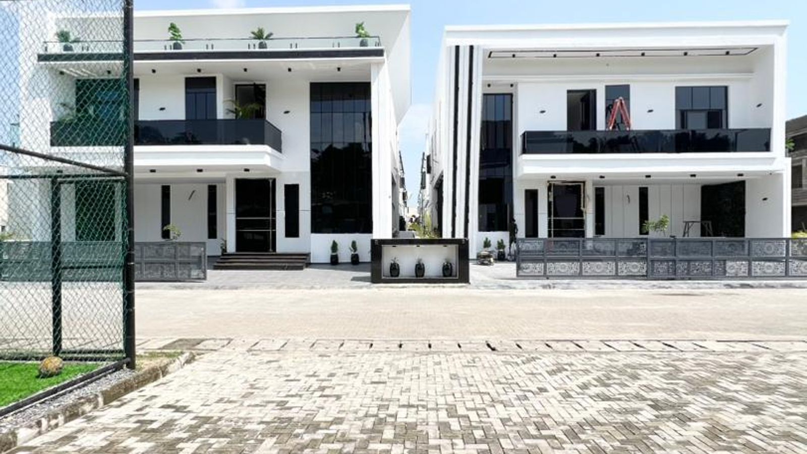 5 Bedroom Duplex