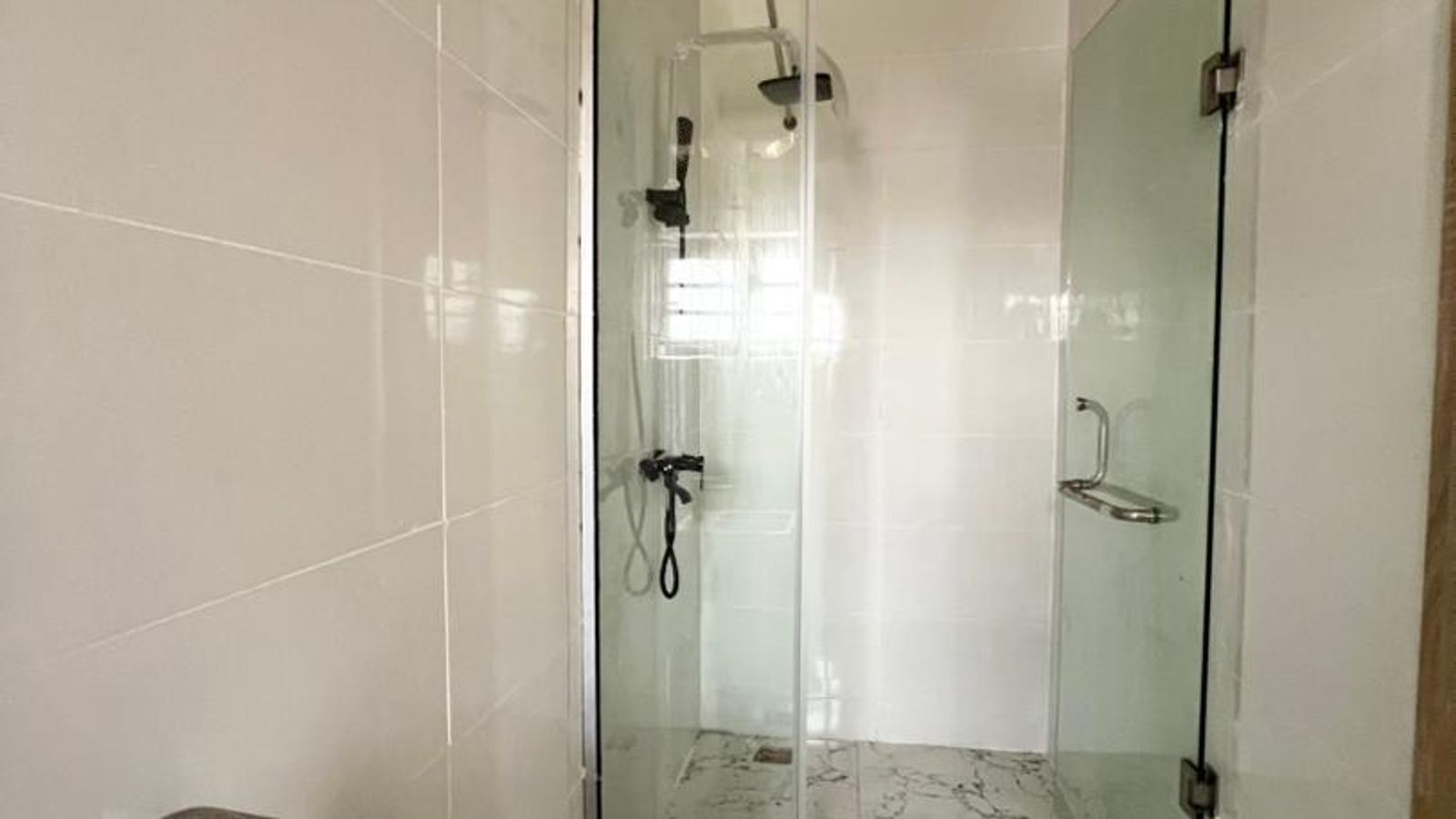 4 Bedroom Fully Detached Duplex
