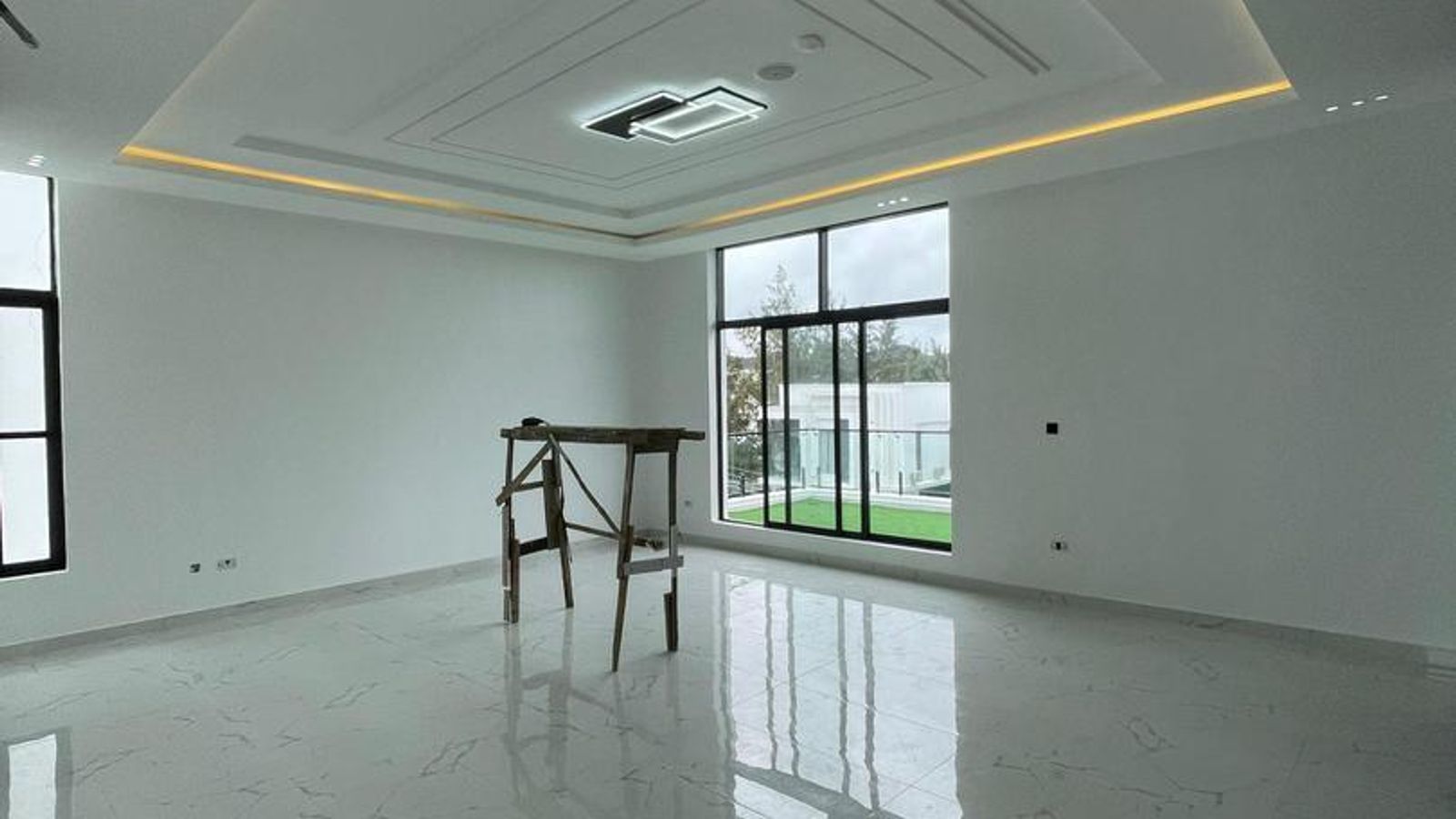 5 Bedroom