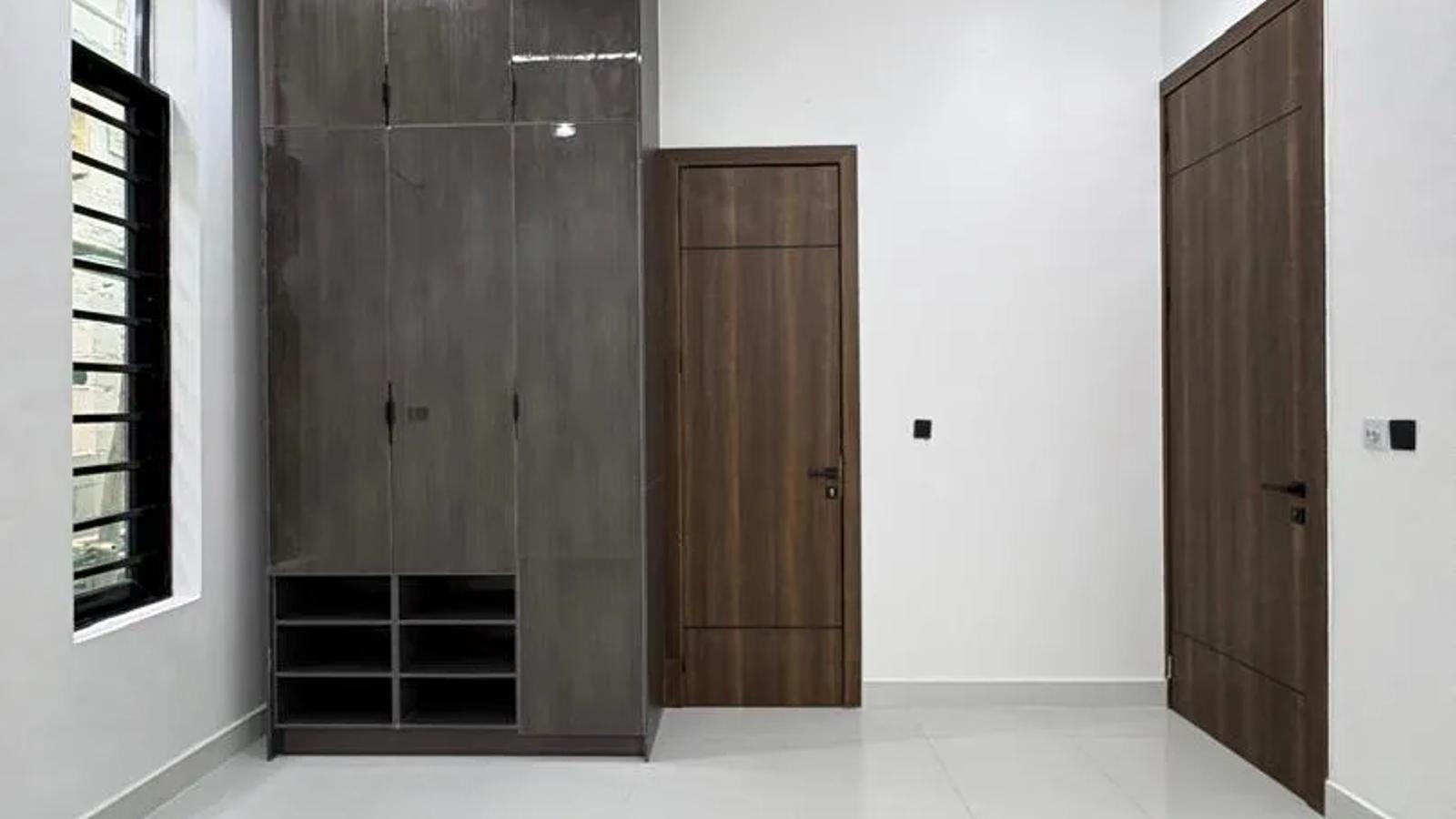 4 Bedroom Fully Detached Duplex