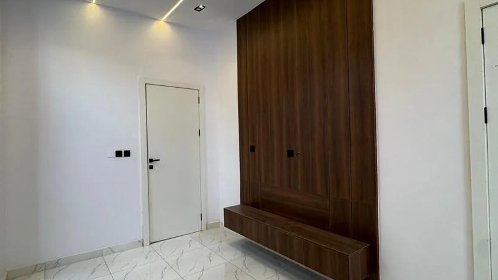 5 Bedroom Fully Detached Duplex