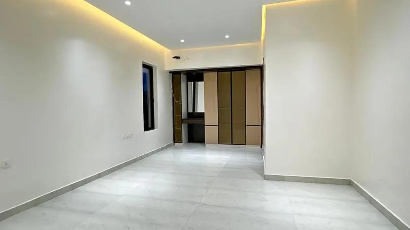 5 Bedroom Fully Detached Duplex