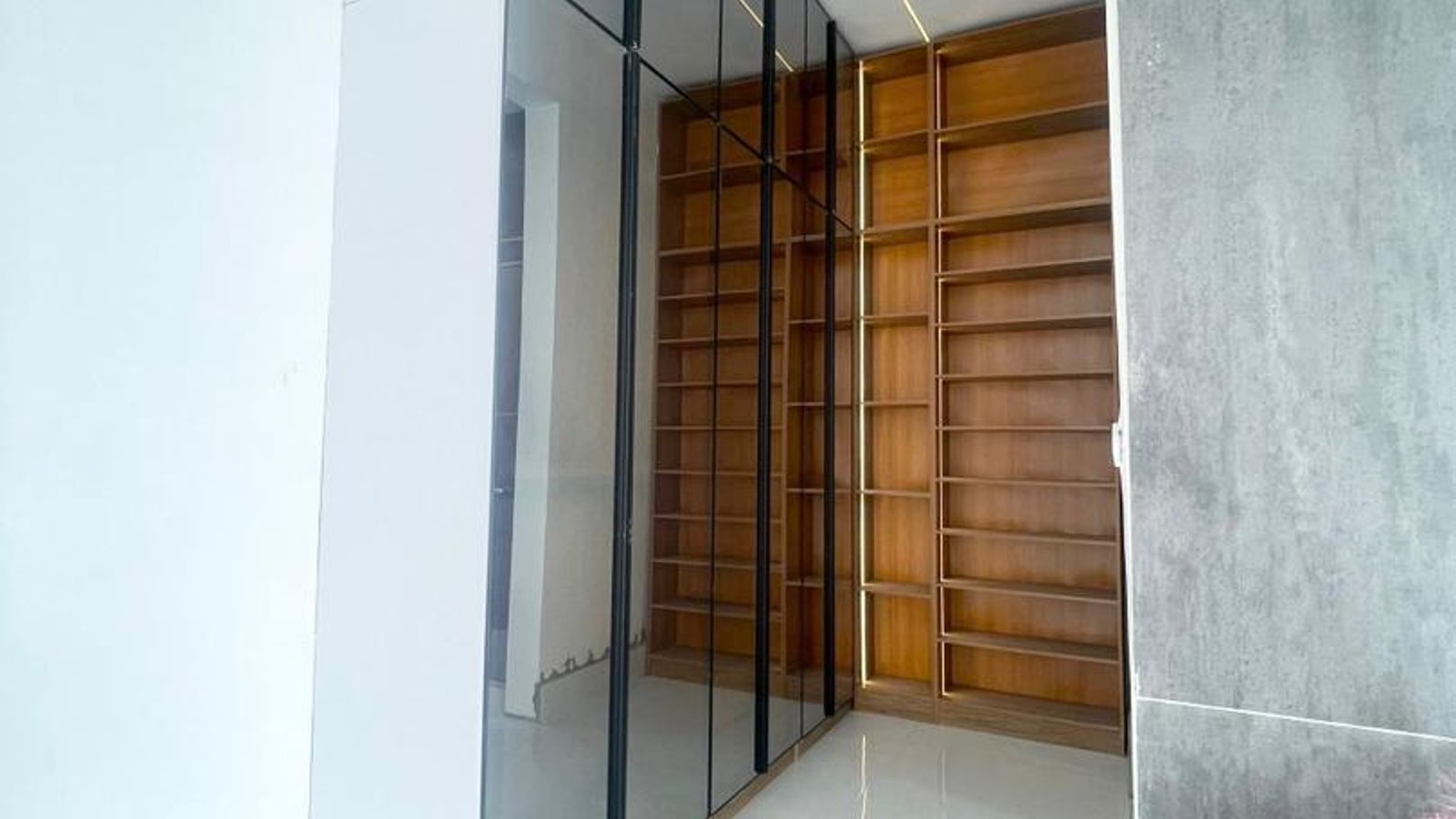 5 Bedroom Fully Detached Duplex
