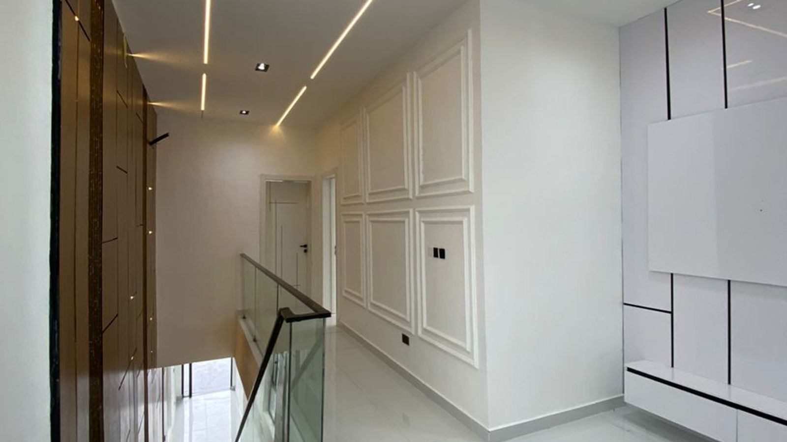 5 Bedroom Fully Detached Duplex