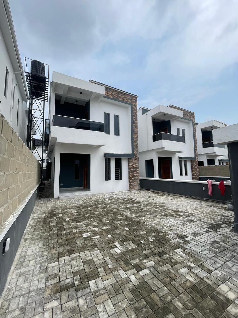 4 Bedroom Fully Detached Duplex