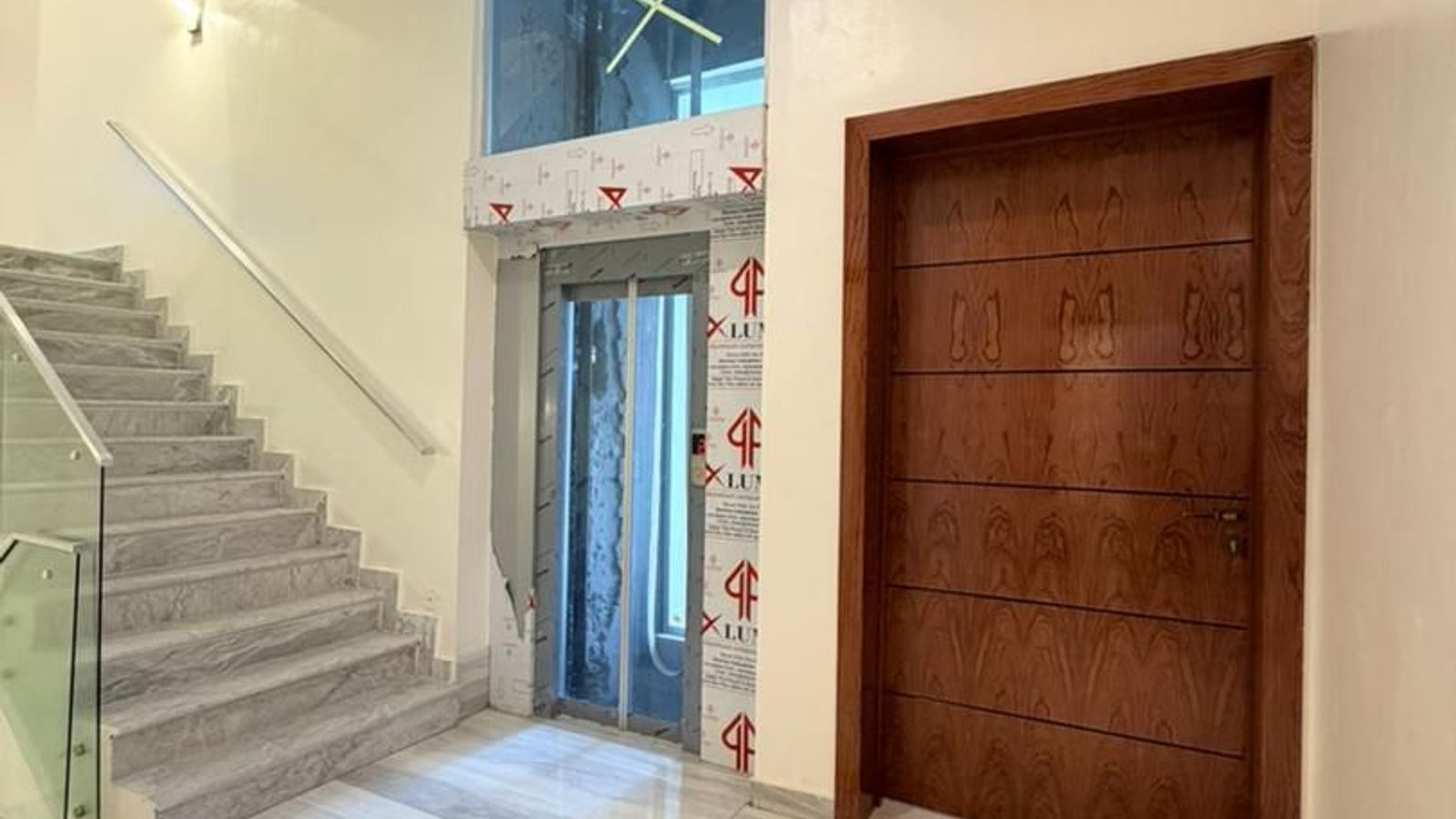 5 Bedroom Fully Detached Duplex