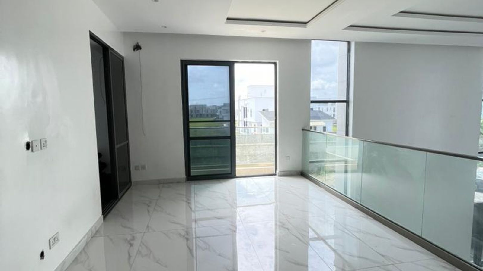 5 Bedroom Fully Detached Duplex