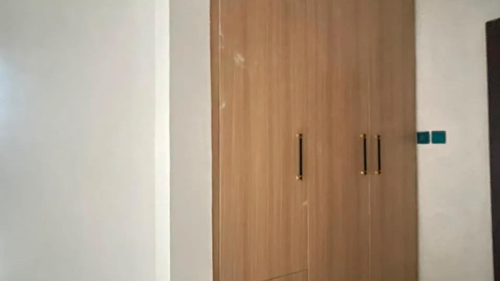 5 BEDROOM TERRACE