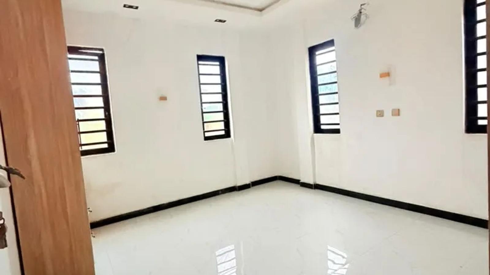 4 Bedroom Semi Detached Duplex