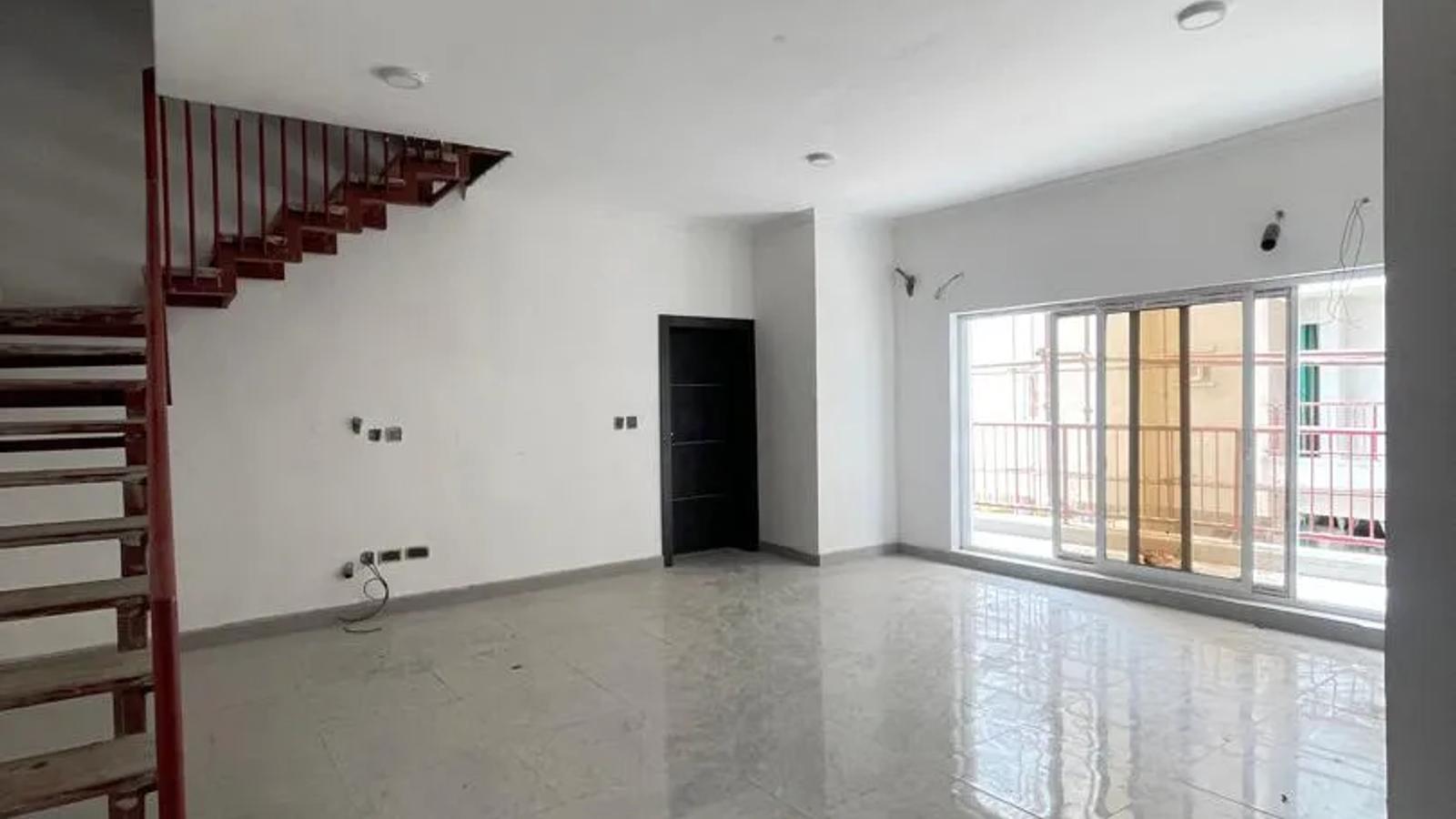3 Bedroom Maisonette