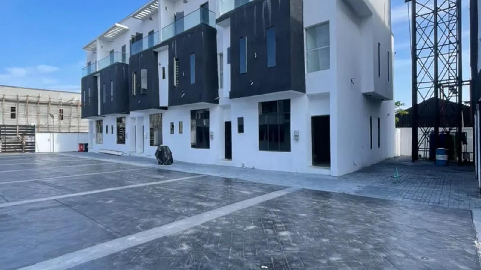 4 Bedroom Terrace Duplex