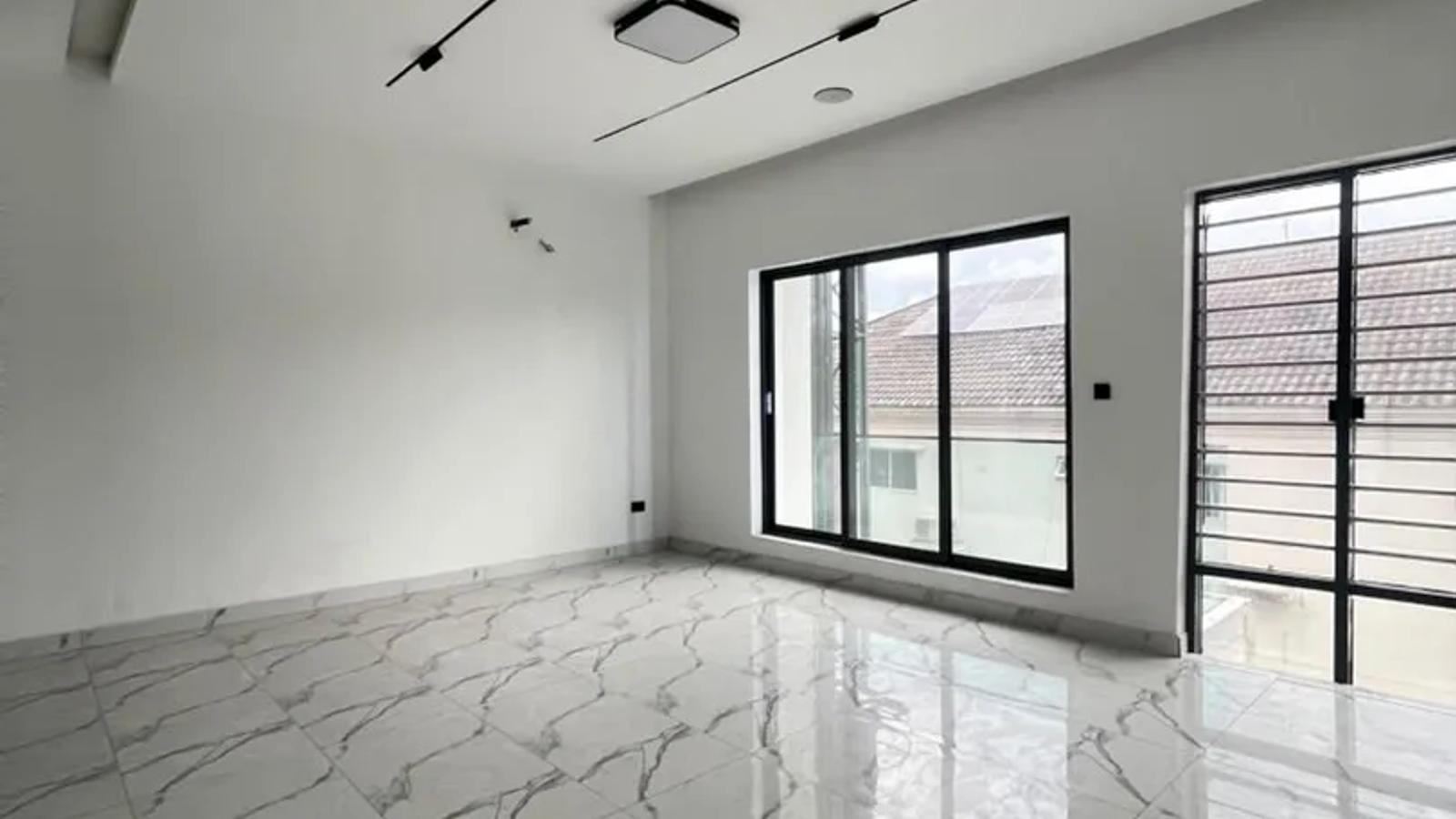 4 Bedroom Terrace Duplex