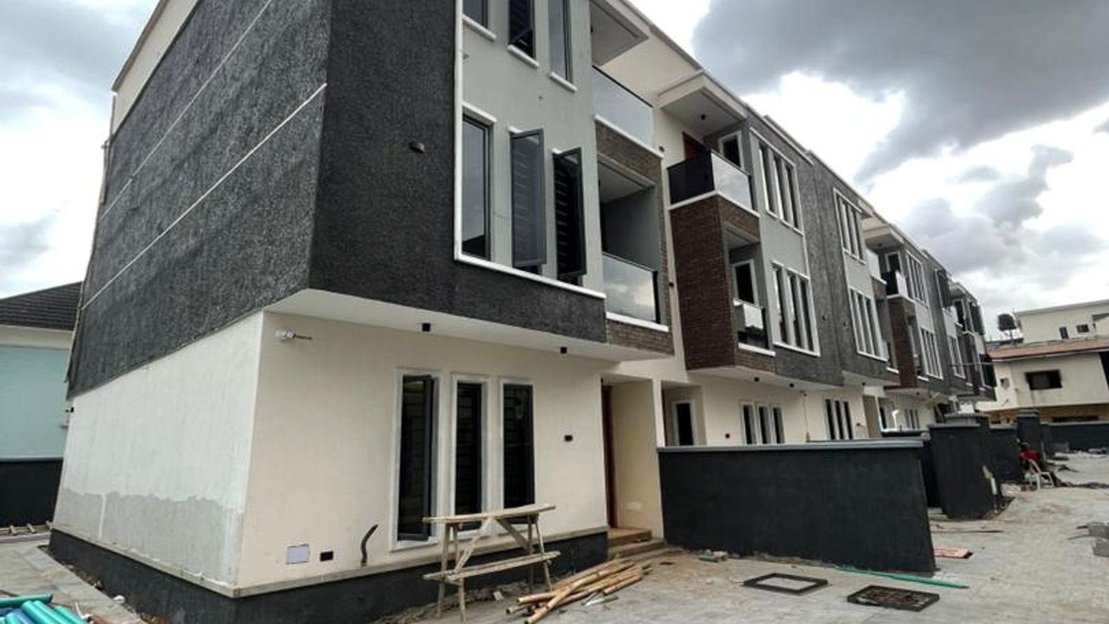 4 Bedroom Terrace Duplex