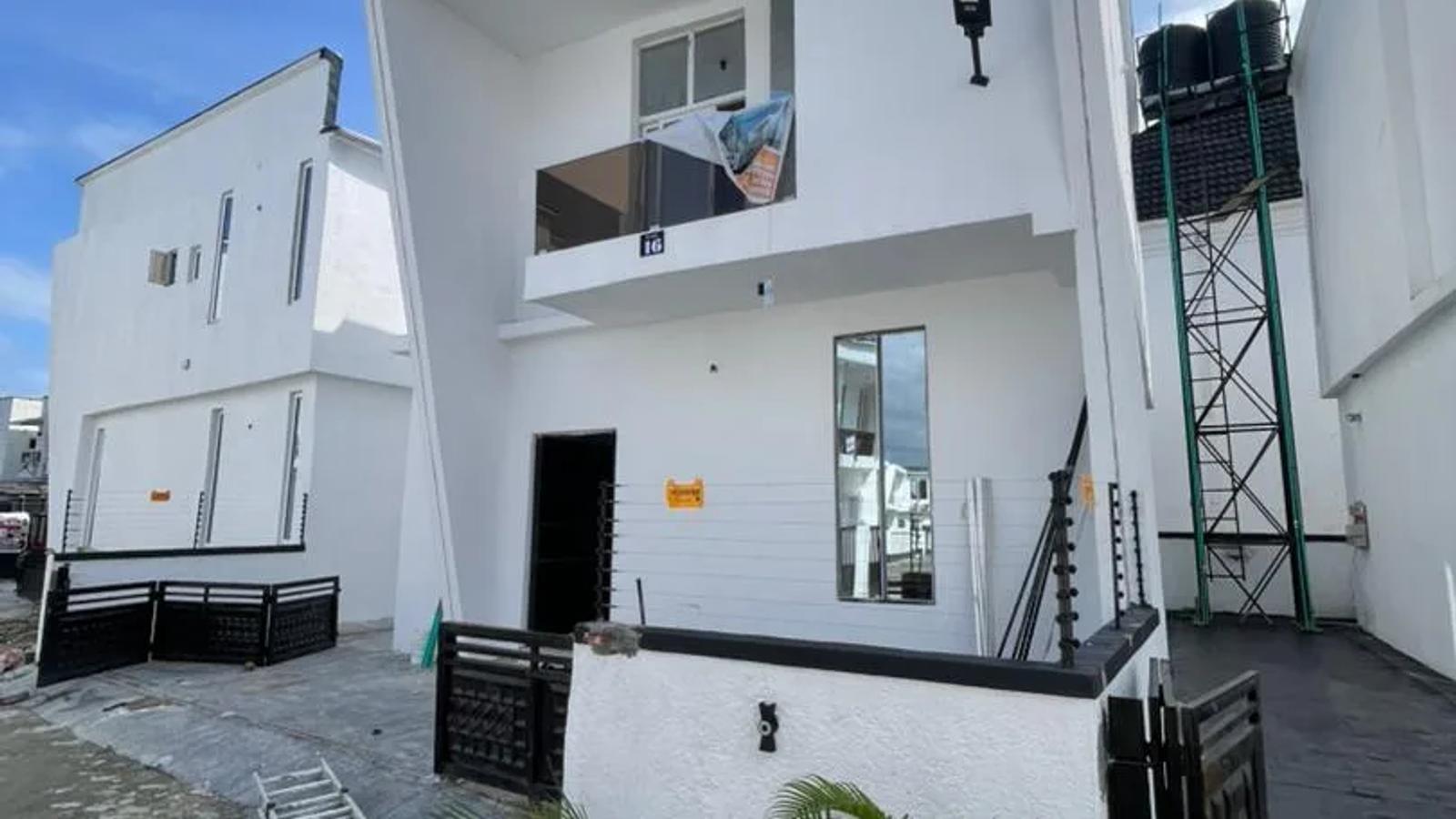 3 & 4 Bedroom Fully Detached Duplex