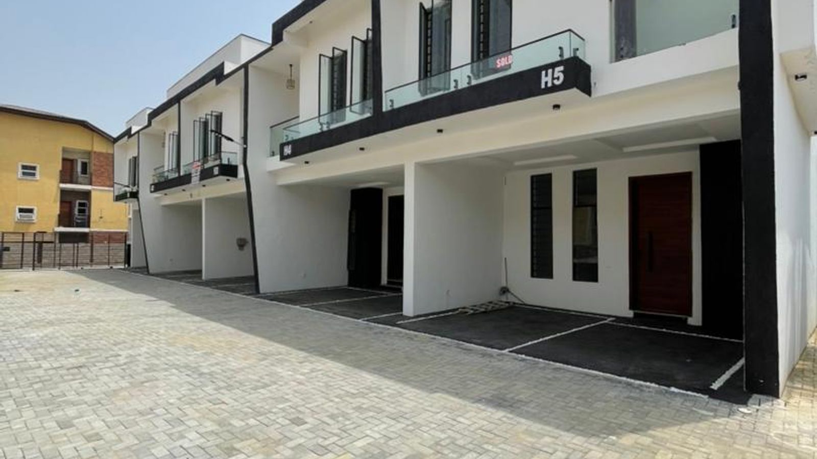 4 Bedroom Terrace Duplex