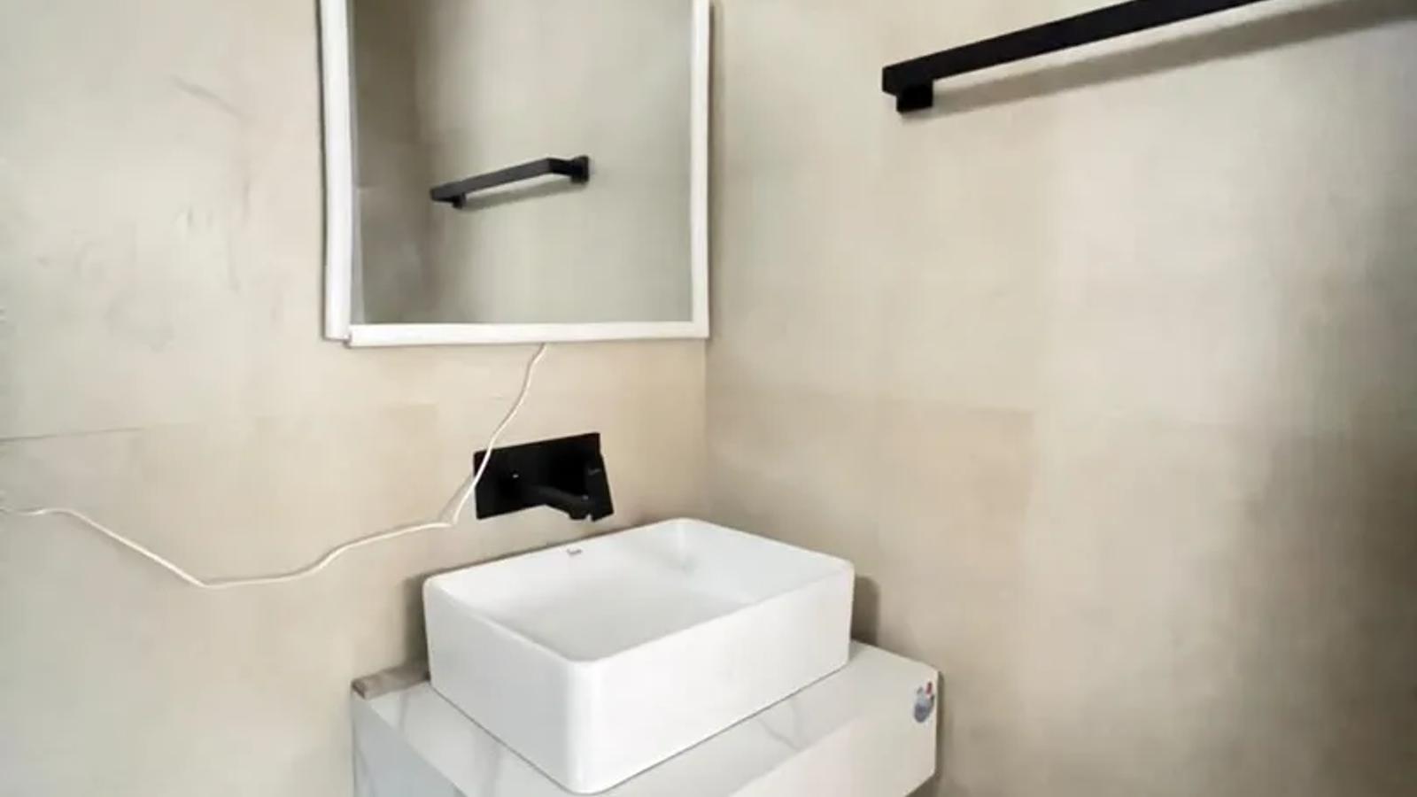 5 Bedroom Fully Detached Duplex