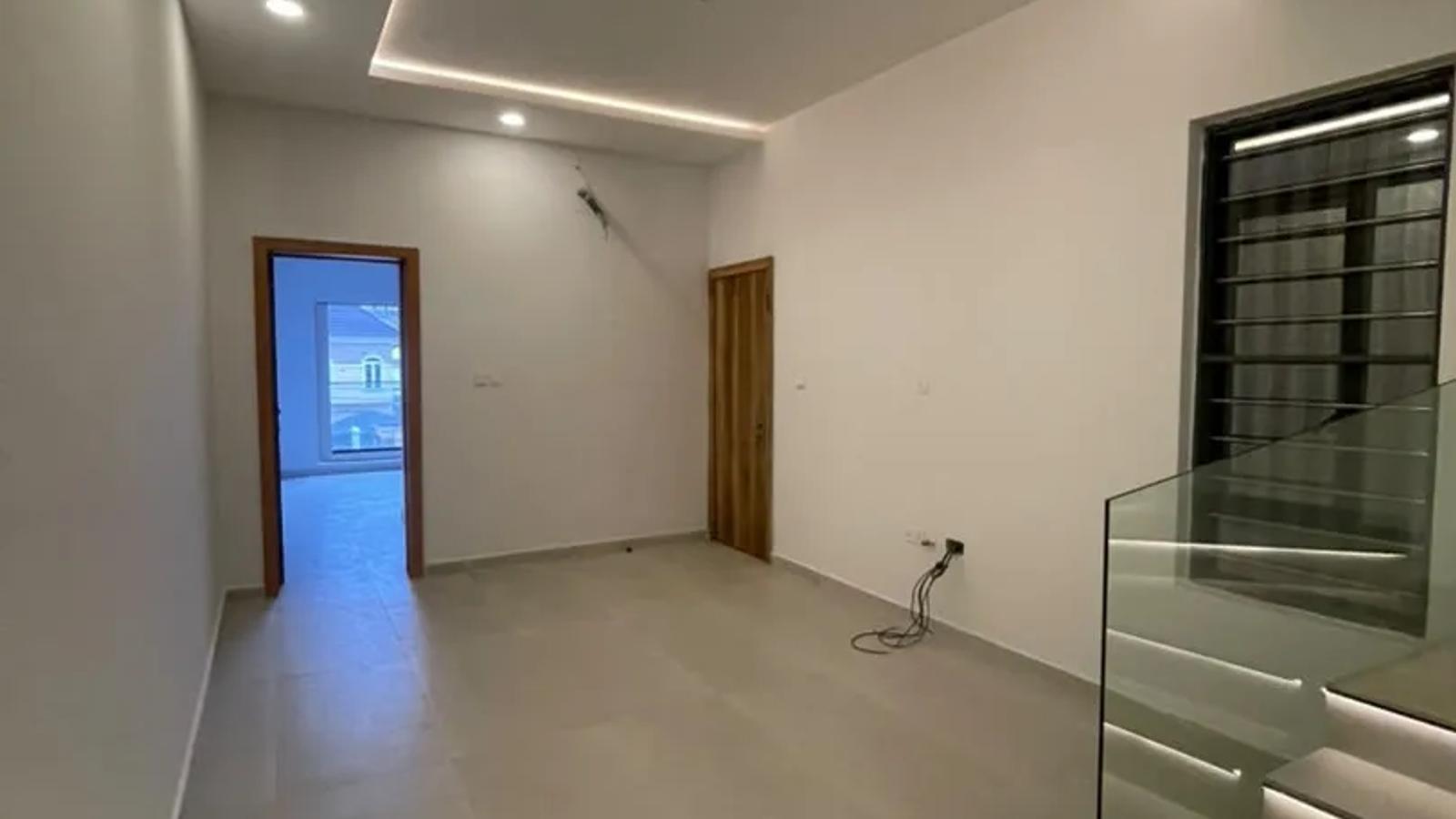 4 Bedroom Semi Detached Duplex