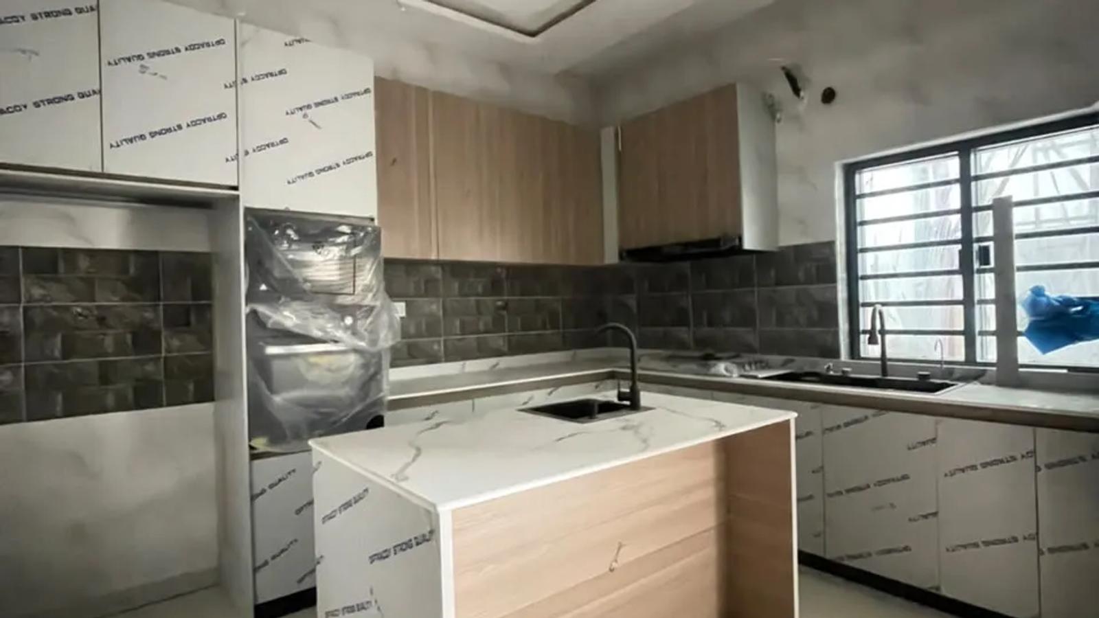 4 Bedroom Semi Detached Duplex
