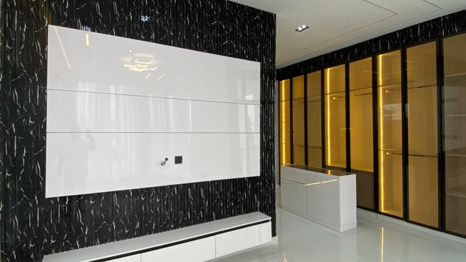 5 Bedroom Fully Detached Duplex