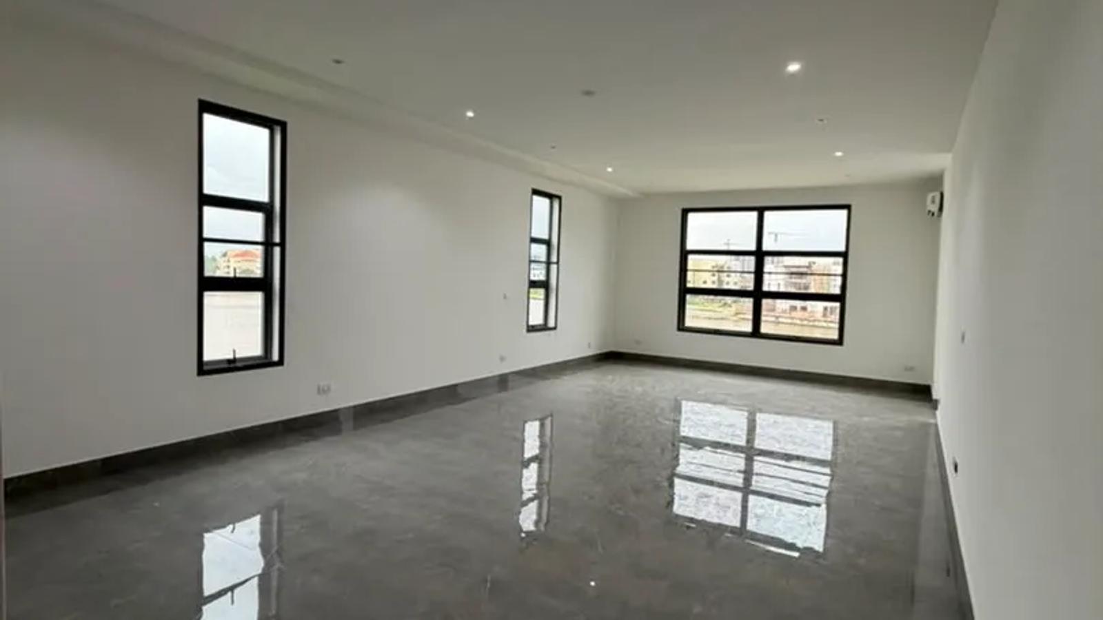 5 Bedroom Fully Detached Duplex