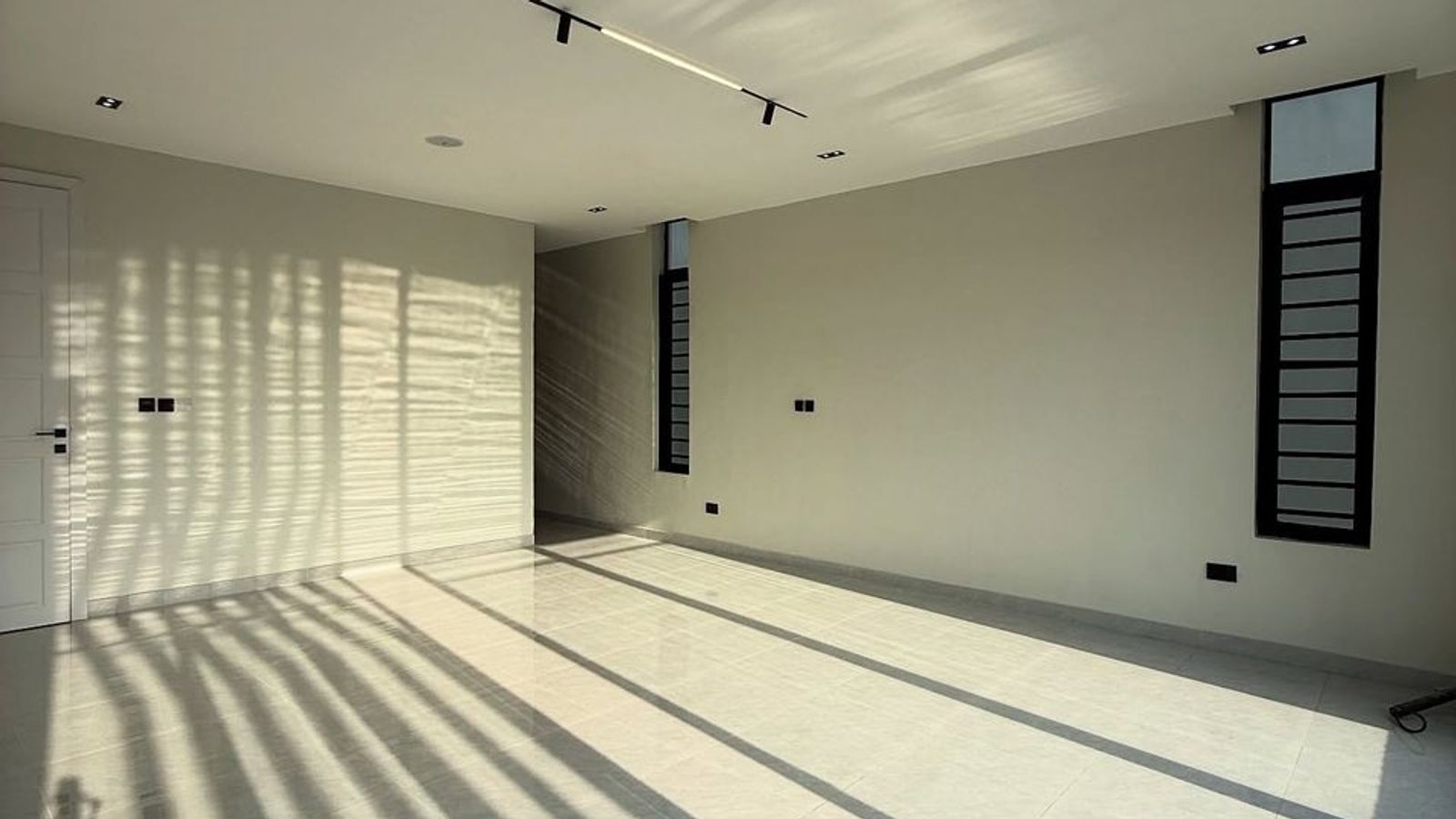 5 Bedroom Fully Detached Terrace Duplex
