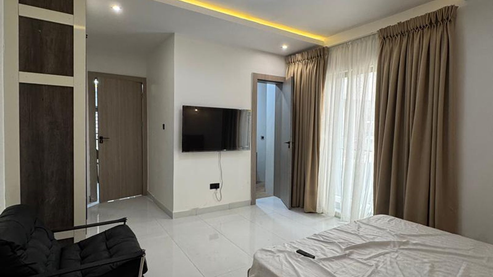 3 Bedroom Apartment