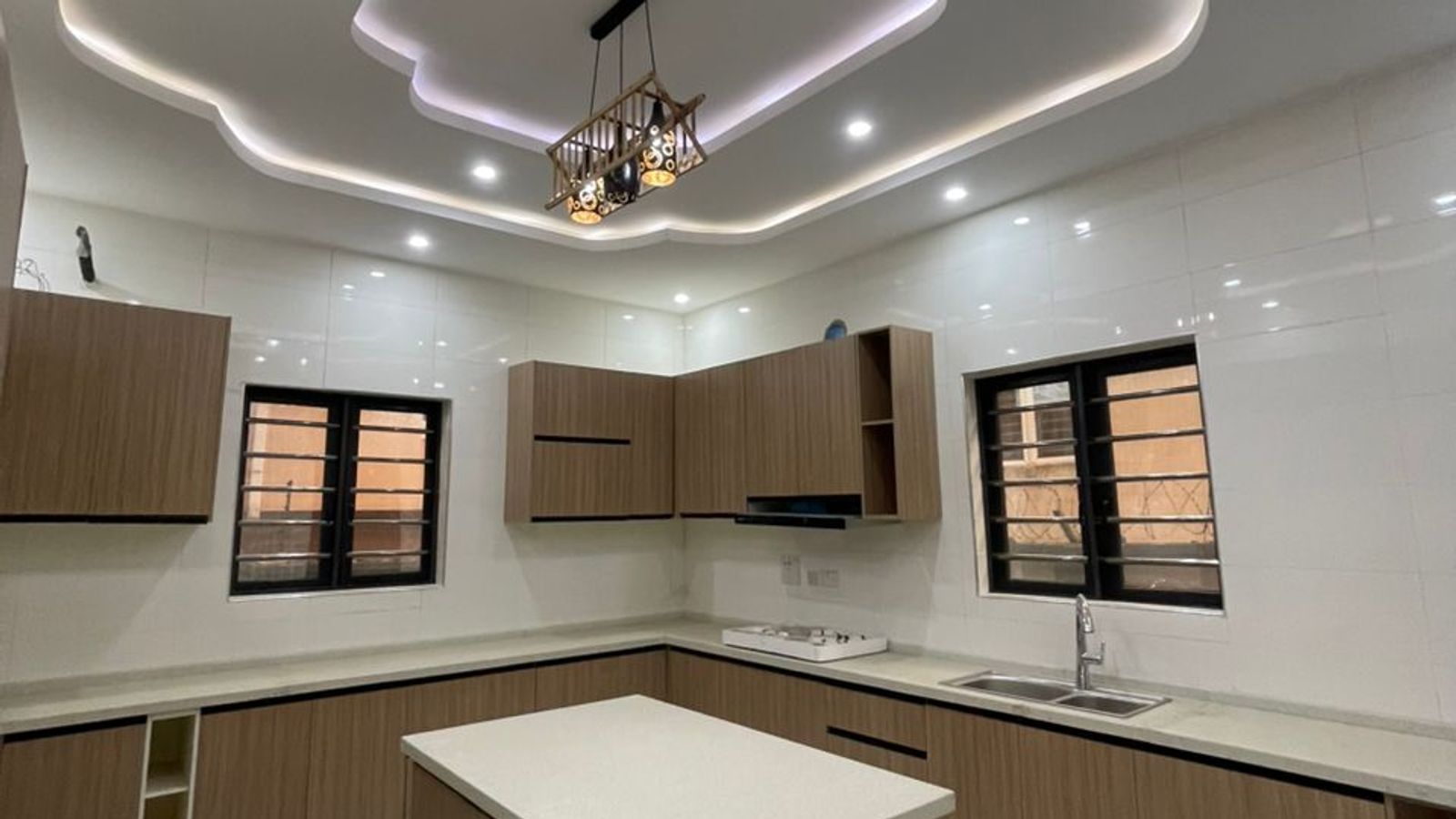 5 Bedroom Fully Detached Duplex