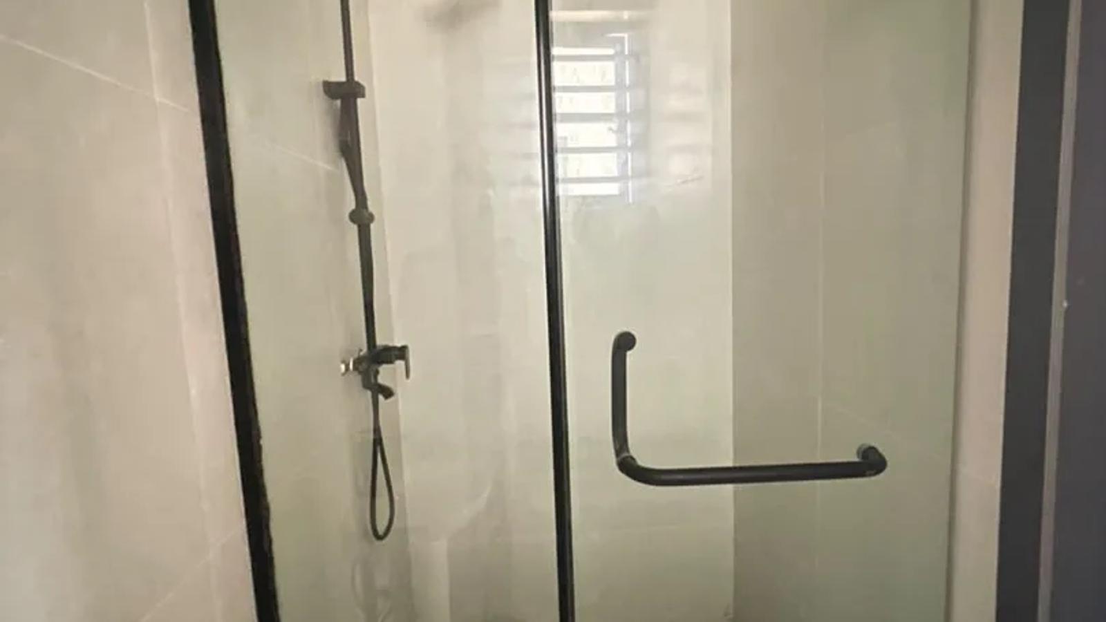 5 Bedroom Fully Detached Duplex