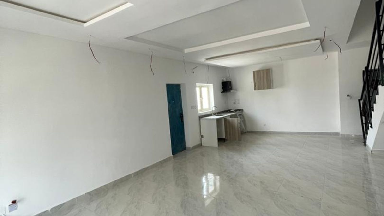 2 Bedroom Maisonette