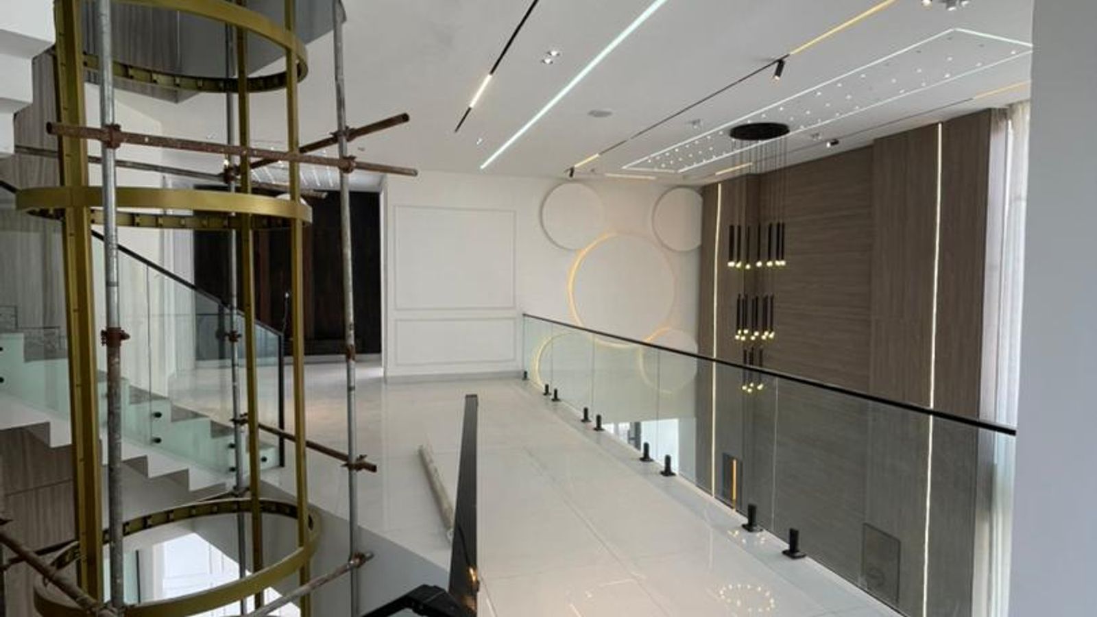 5 Bedroom Fully Detached Duplex