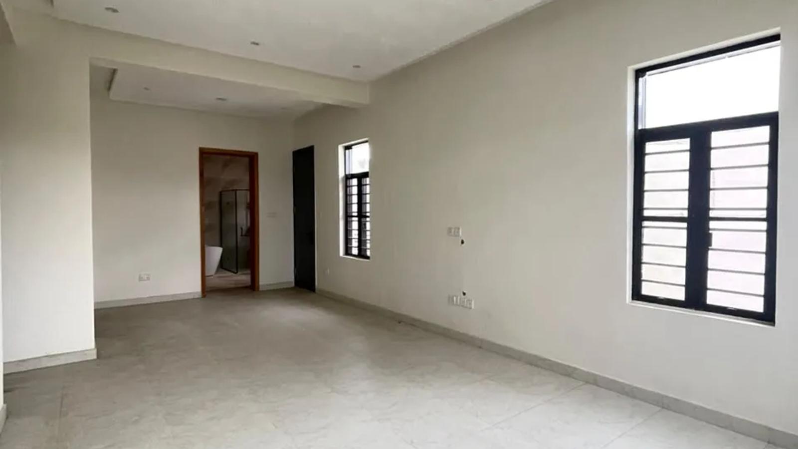 4 Bedroom Fully Detached Duplex