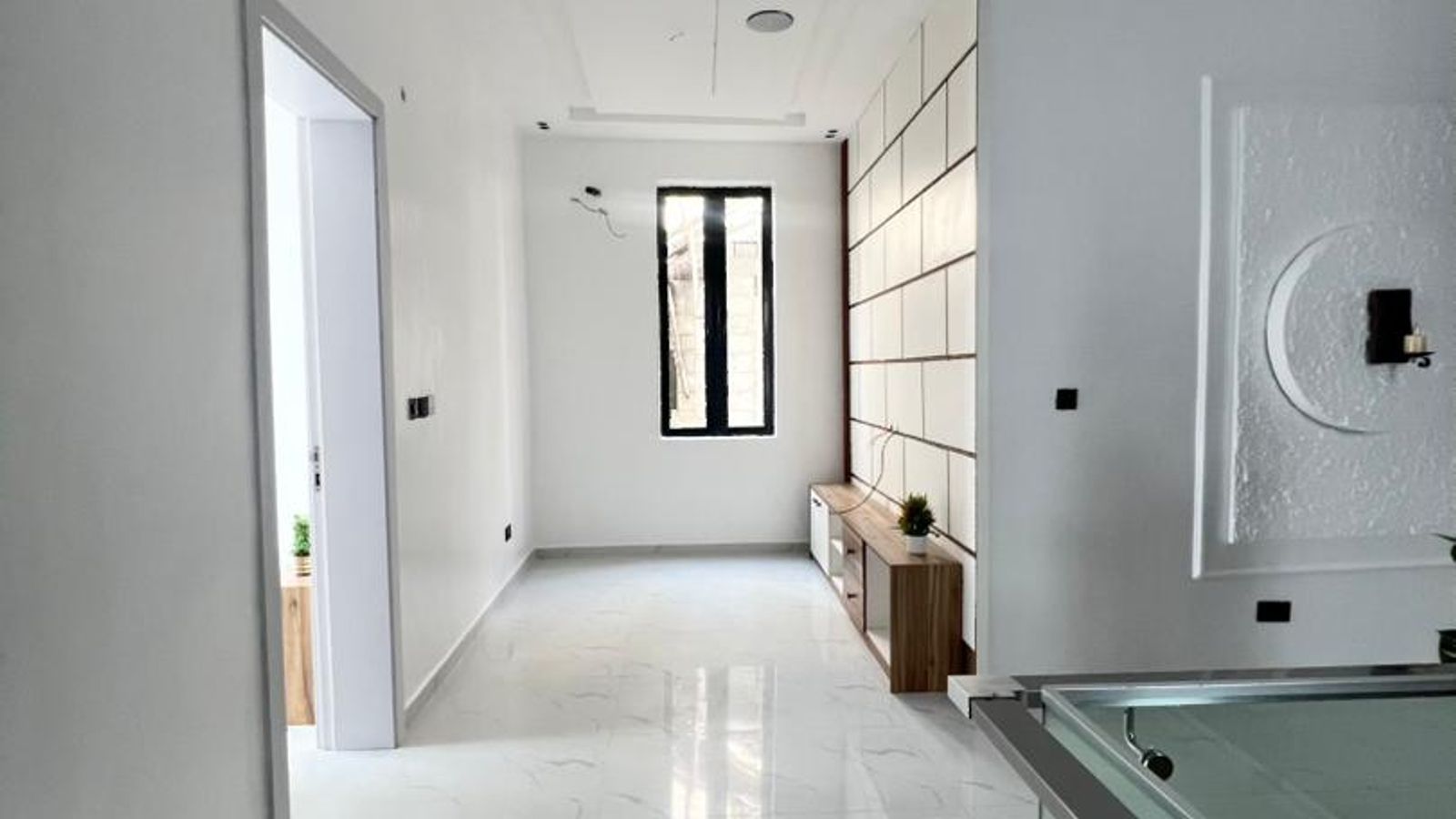 5 Bedroom Fully Detached Duplex
