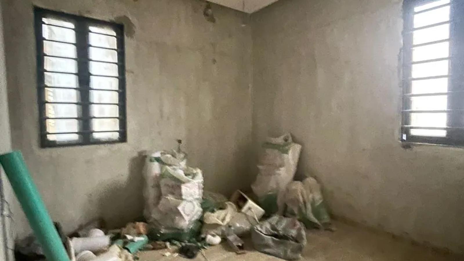 4 BEDROOM FULLY DETACHED DUPLEX