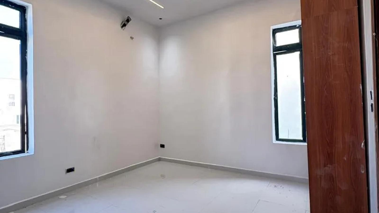 4 Bedroom Fully Detached Duplex