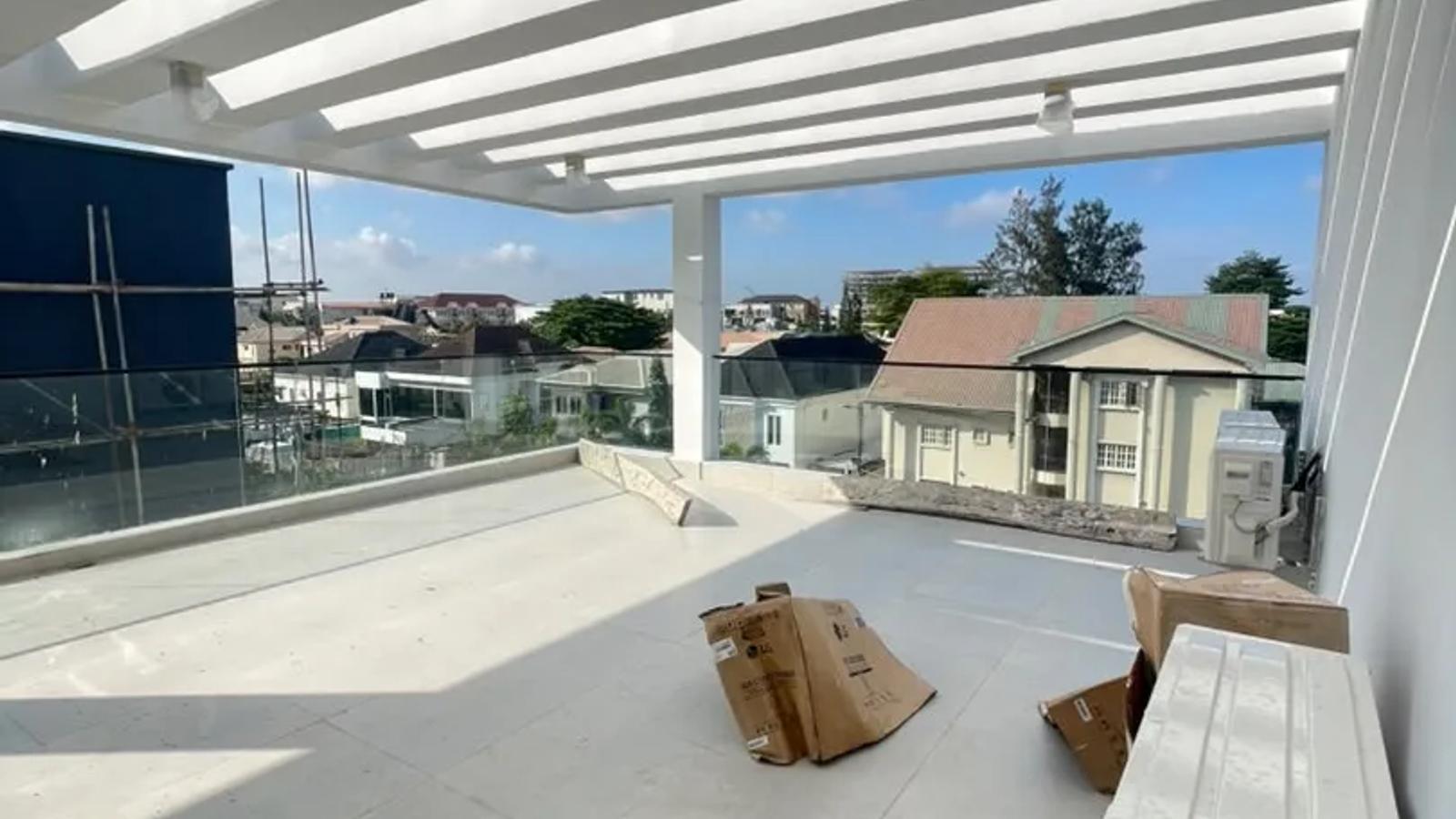 5 Bedroom Fully Detached Duplex