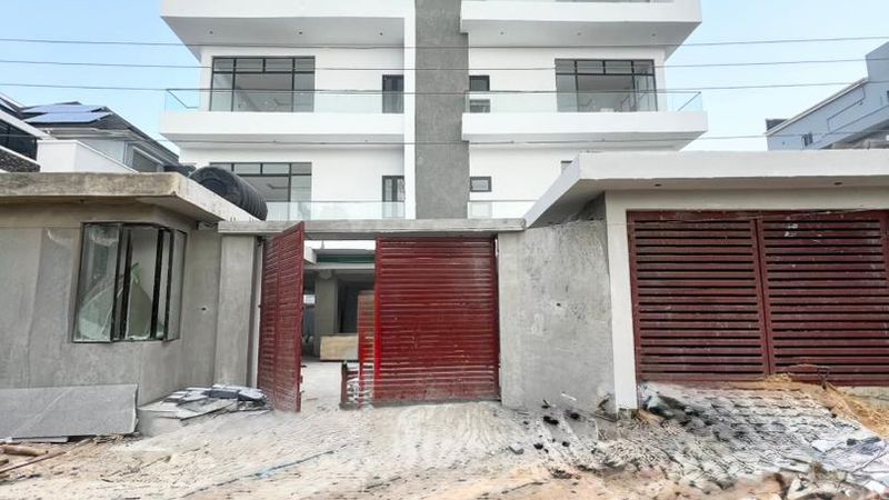 3 Bedroom Apartment