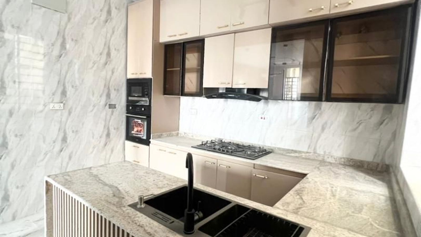 4 Bedroom Semi Detached Duplex