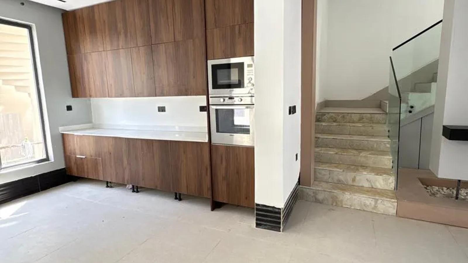 4 Bedroom Fully Detached Duplex