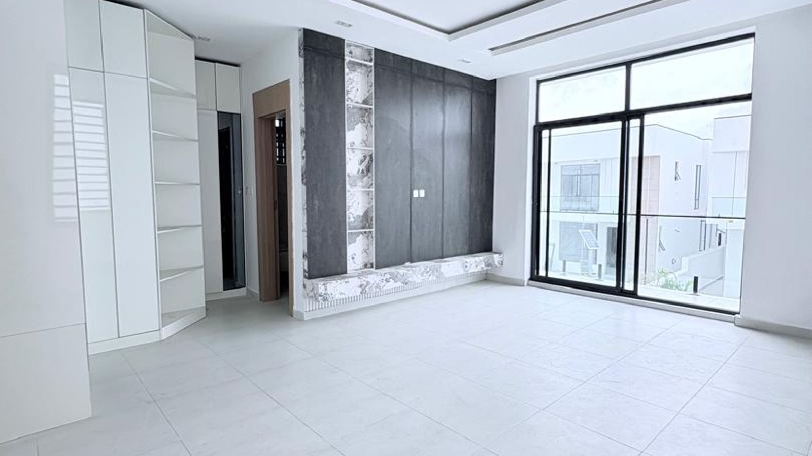 4 Bedroom Fully Detached Duplex