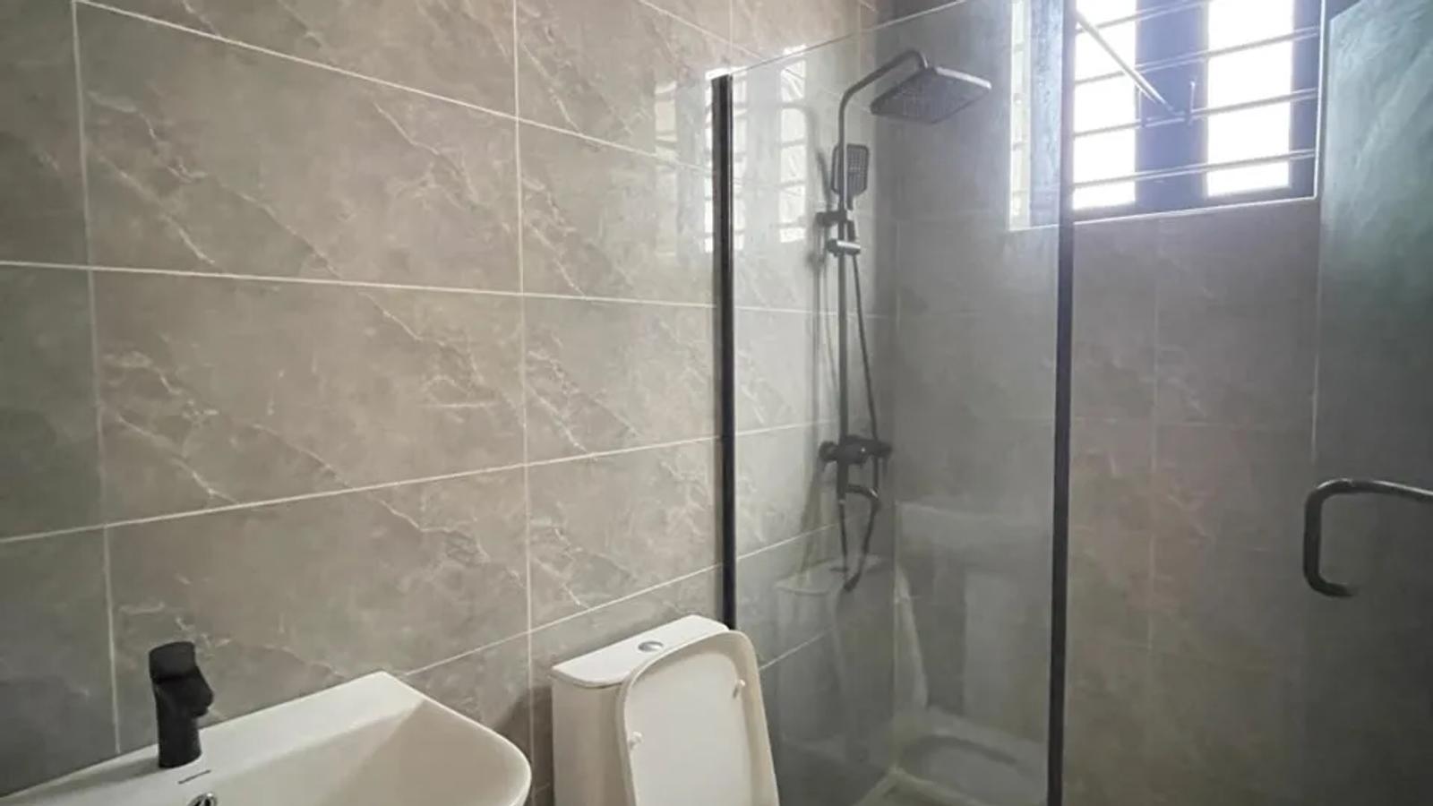 4 Bedroom Fully Detached Duplex