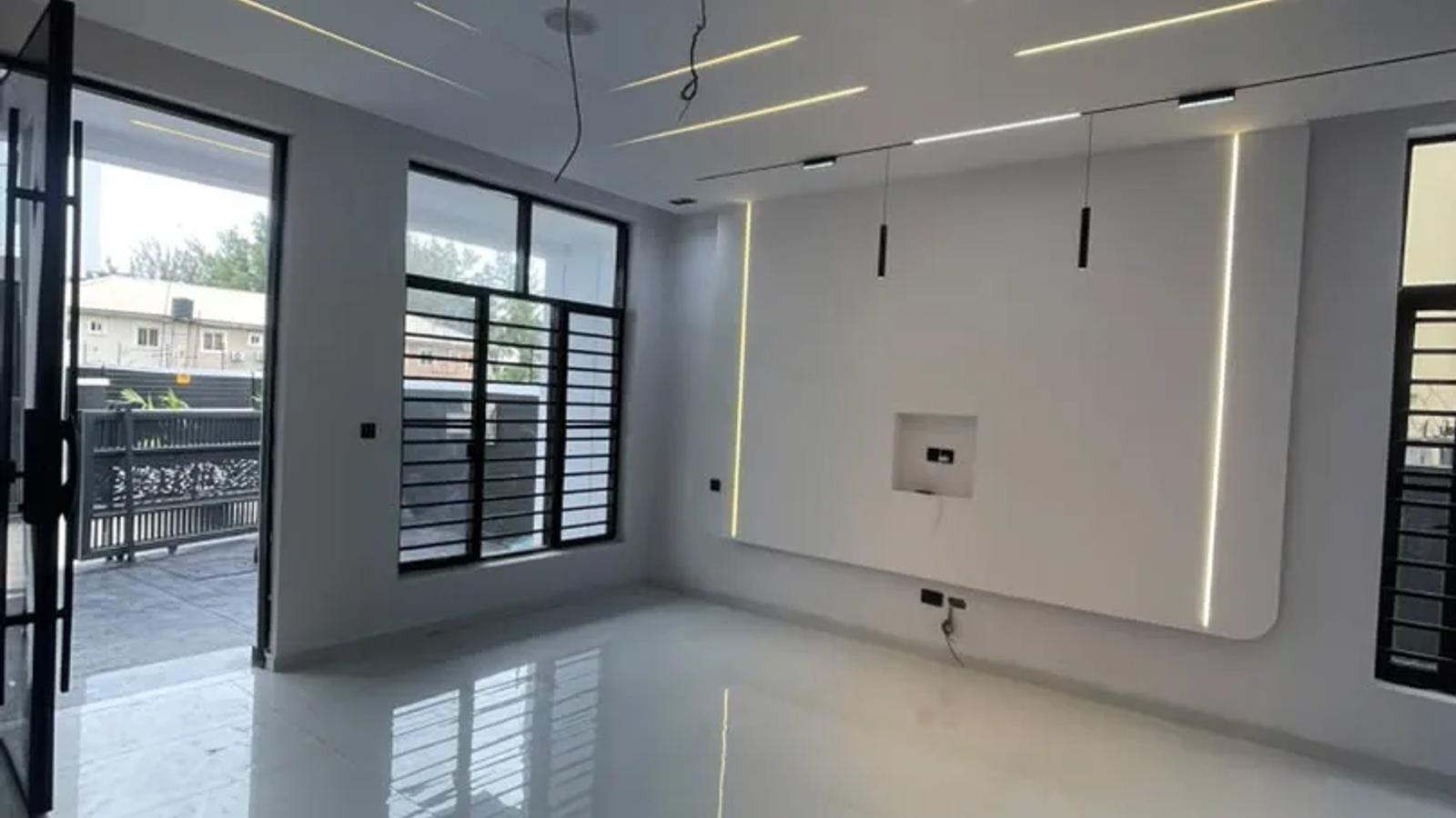 4 Bedroom Semi Detached Duplex