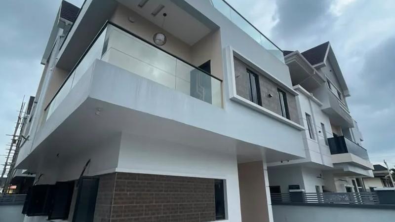 5 Bedroom Semi Detached Duplex