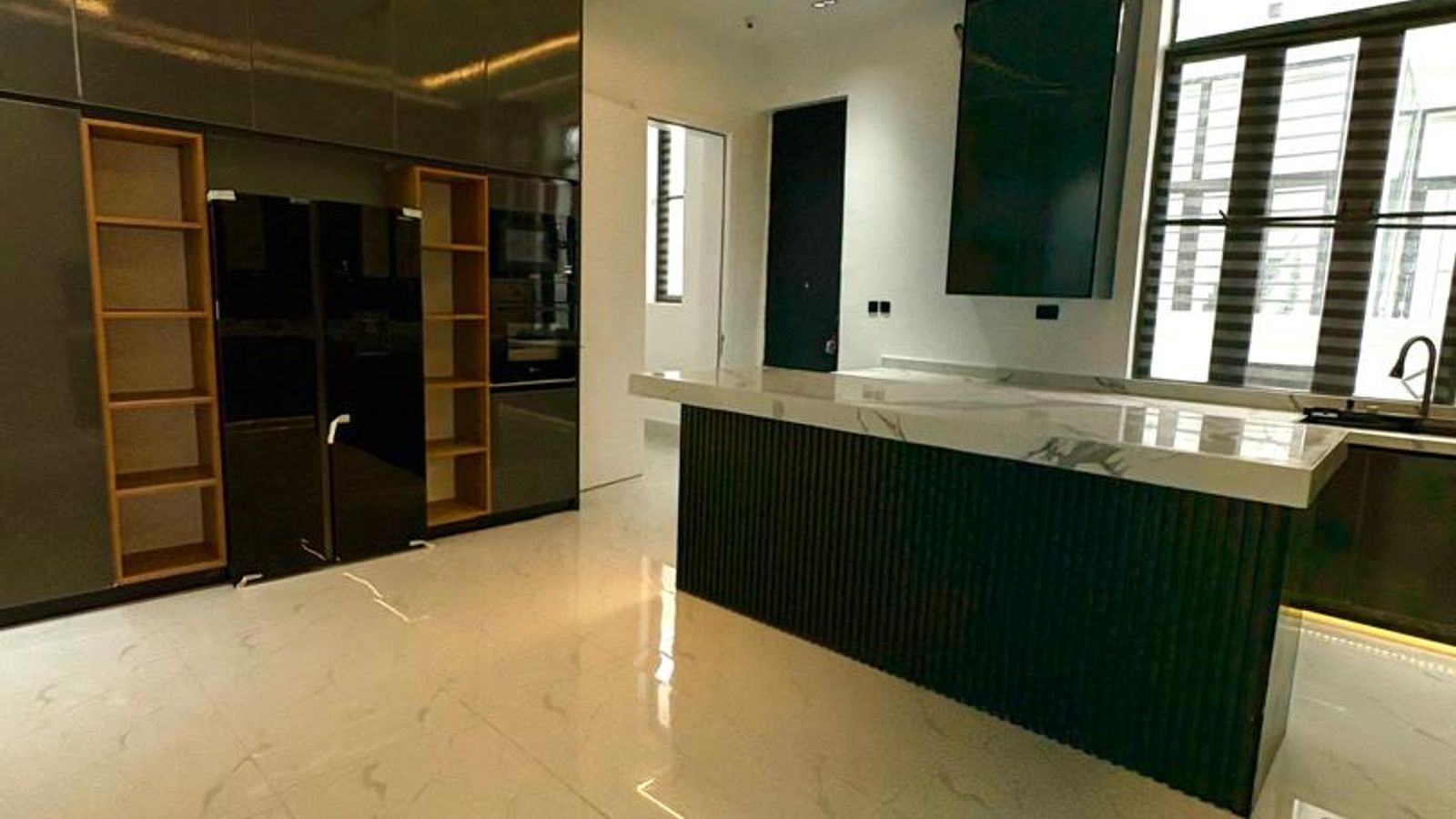 5 Bedroom Fully Detached duplex