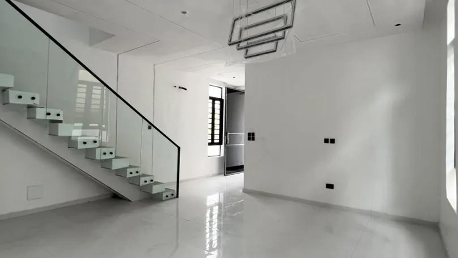 4 Bedroom Fully Detached Duplex