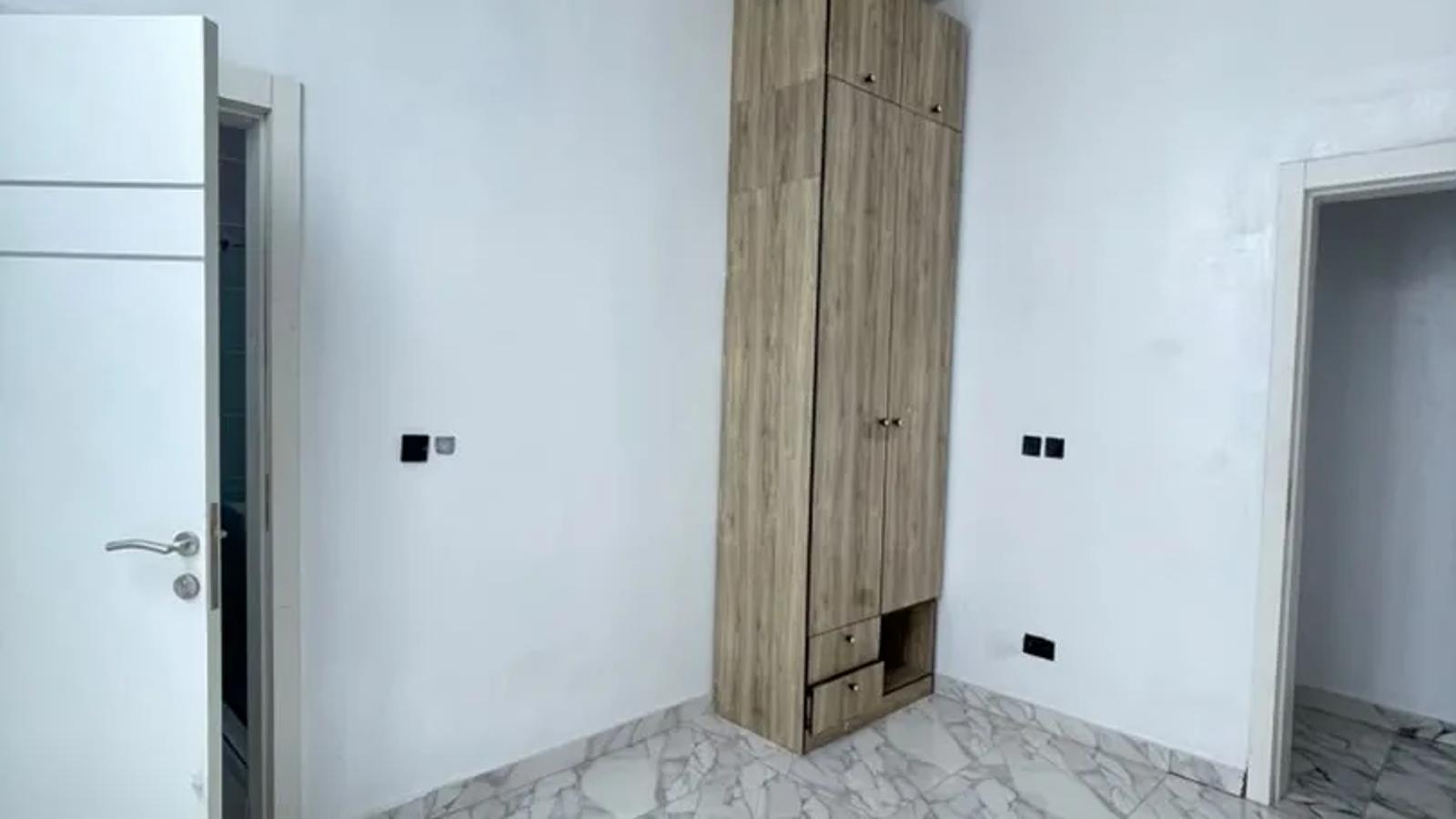 4 BEDROOM SEMI-DETACHED DUPLEX