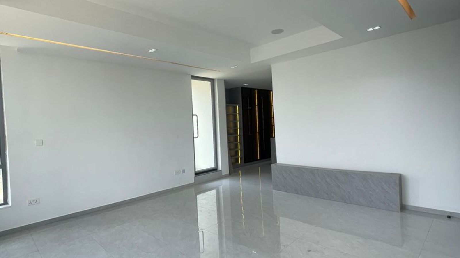 5 Bedroom Fully Detached Duplex