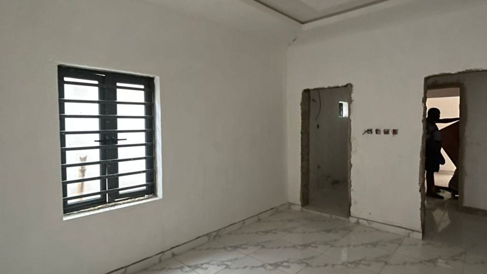 6 Bedroom Fully Detached Duplex