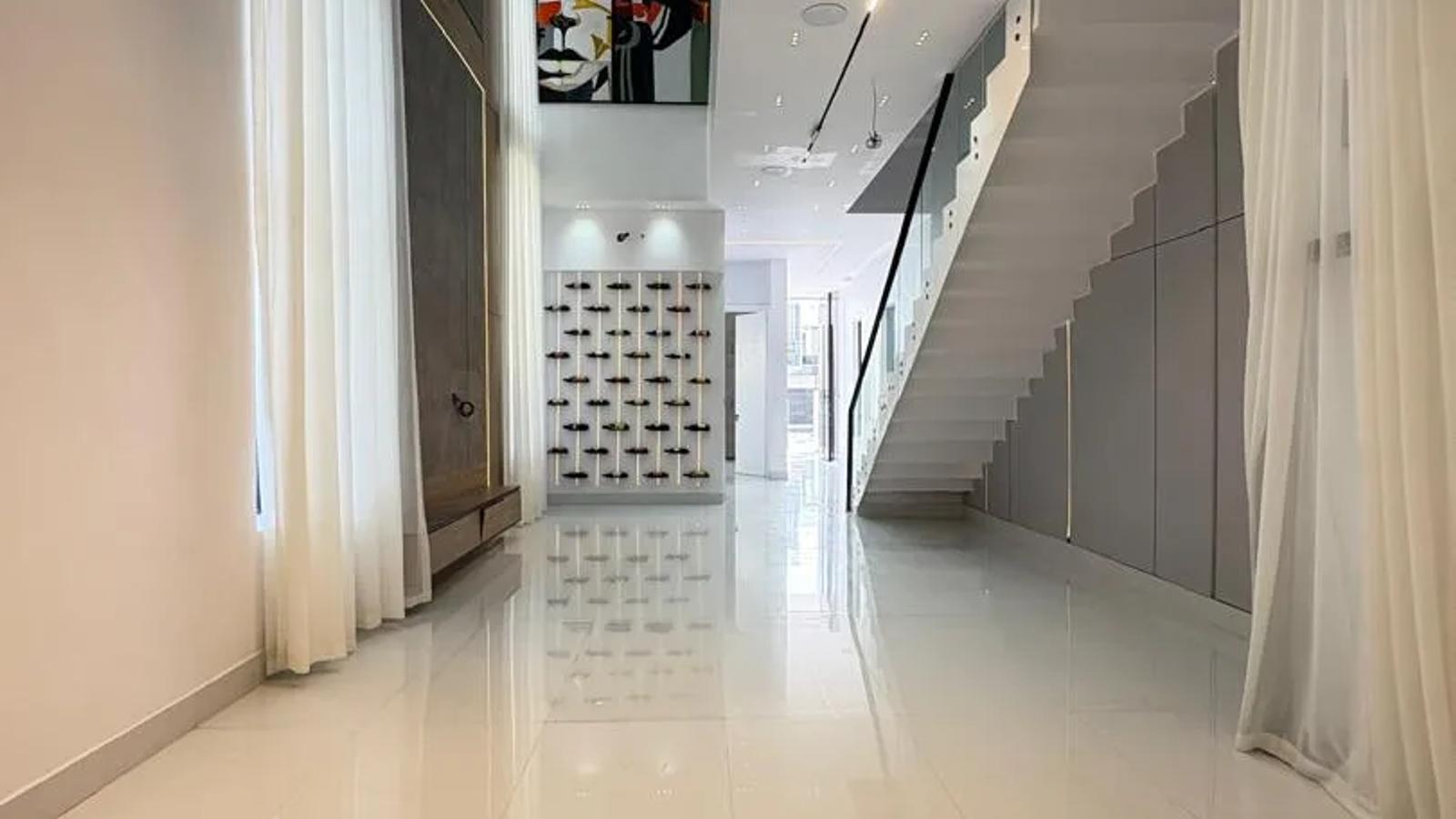 5 Bedroom Fully Detached Duplex