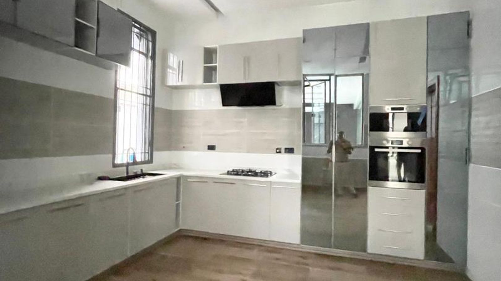 5 Bedroom Fully Detached Duplex