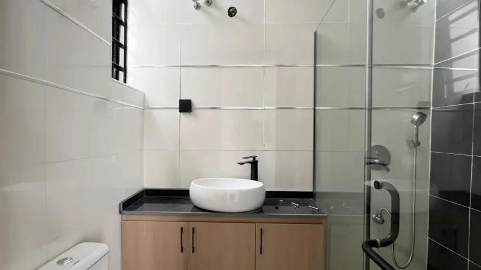 4 Bedroom Fully Detached Duplex